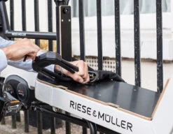 Hiplok Antivol à Chaîne E-DX Pour Vélos électriques Et Vélos Cargos 8 Hiplok Antivol à Chaîne E-DX Pour Vélos électriques Et Vélos Cargos -Vélos Boutique 20113715 E DX Kettenschloss fuer E Bikes und Cargo Bikes HLLock 0005 EDX1AB 2