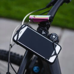 Lezyne Support Pour Smartphone Smart Grip -Vélos Boutique TCD01964 1500 1800x1800