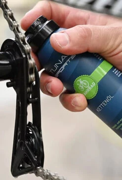 Huile De Chaîne 5 Huile De Chaîne -Vélos Boutique TunapSports Kettenoel 1102753 02